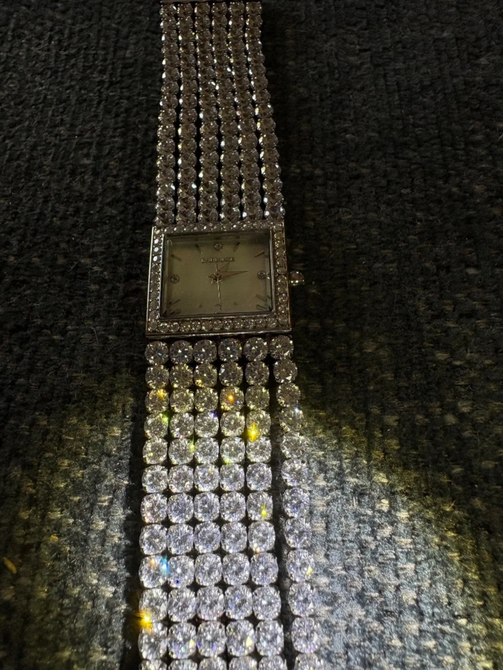 Radiance by Absolute wore this